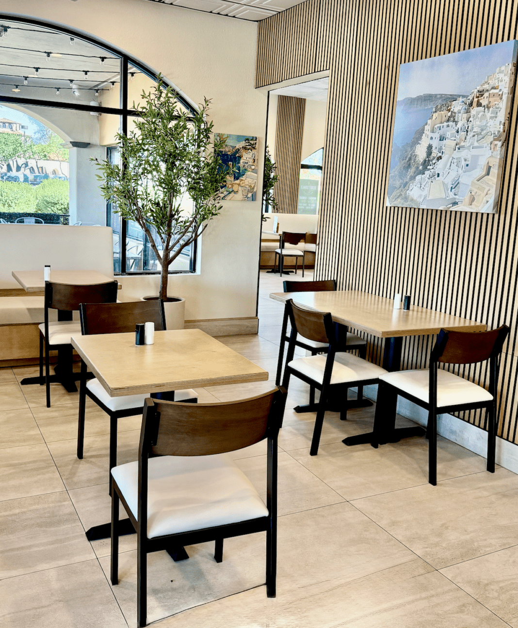 Now Accepting Bitcoin: Gyros, Cocas, And 219 Arizona Bitcoin Merchants