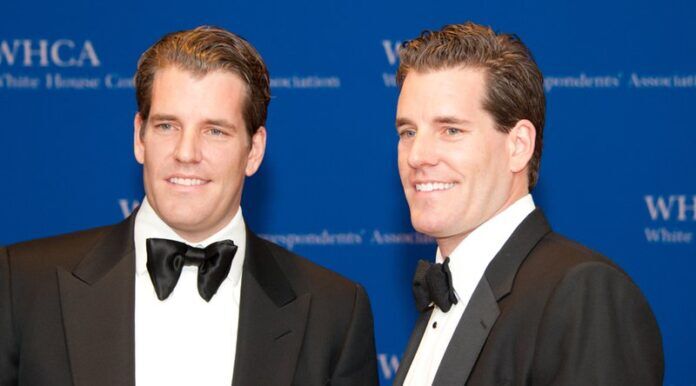 Winklevoss twins give more than $10 million from Bitcoin sale to Trump-backed super PAC 2
