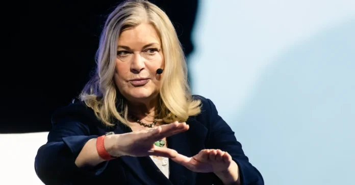 Lummis attacks Democrats before Senate Clarity Act vote, says bill can still pass 2