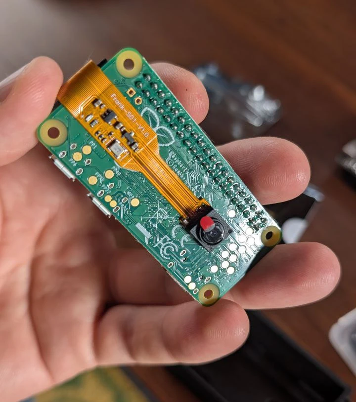 Build Your Own Hardware Wallet? Seedsigner + Satochip Combo is Nuts